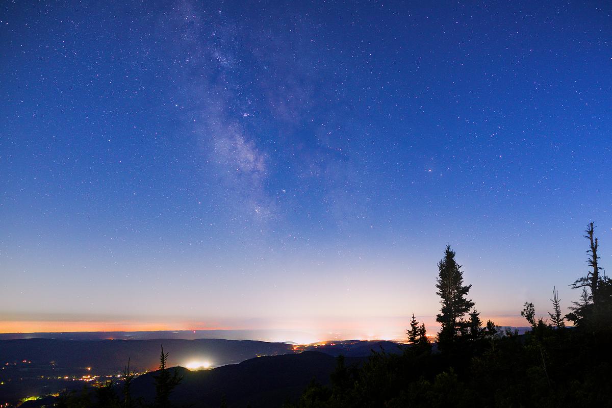 New study highlights the need for urgent action to reverse runaway light pollution Image